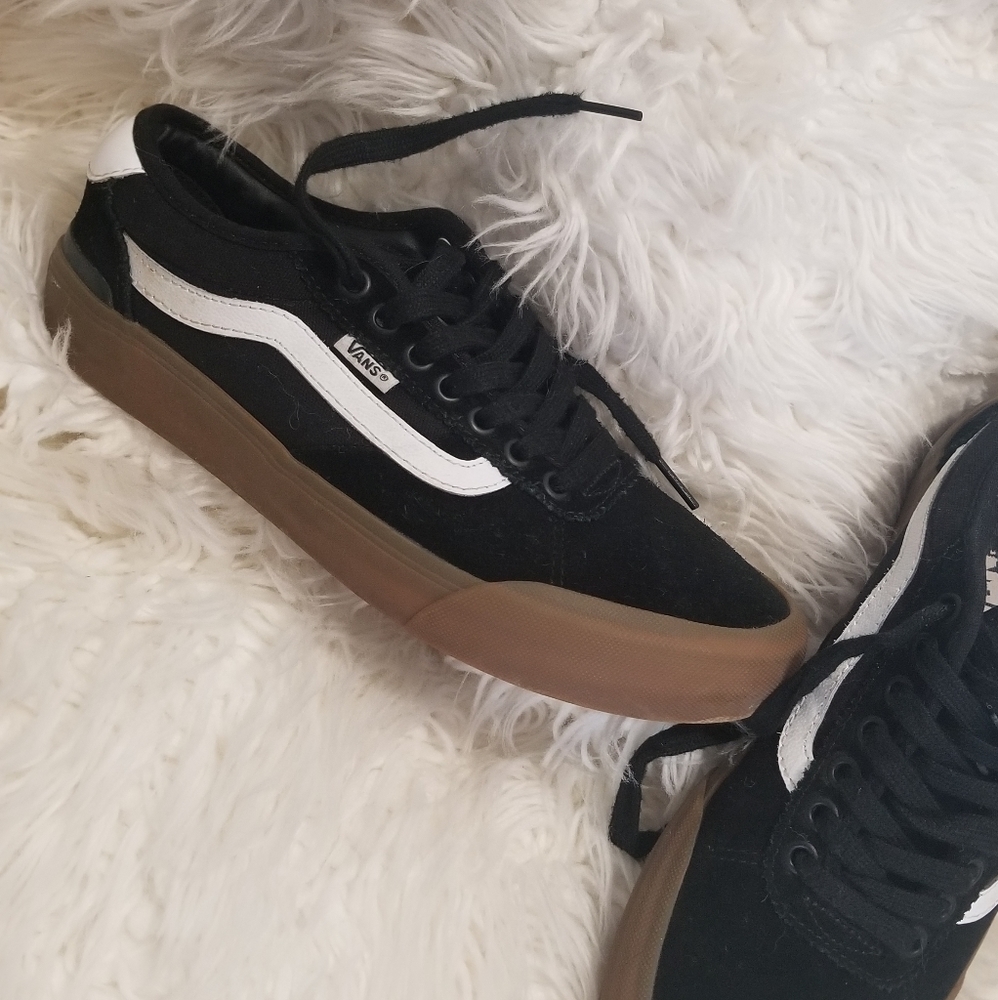 Mens Van's black and white skate shoe